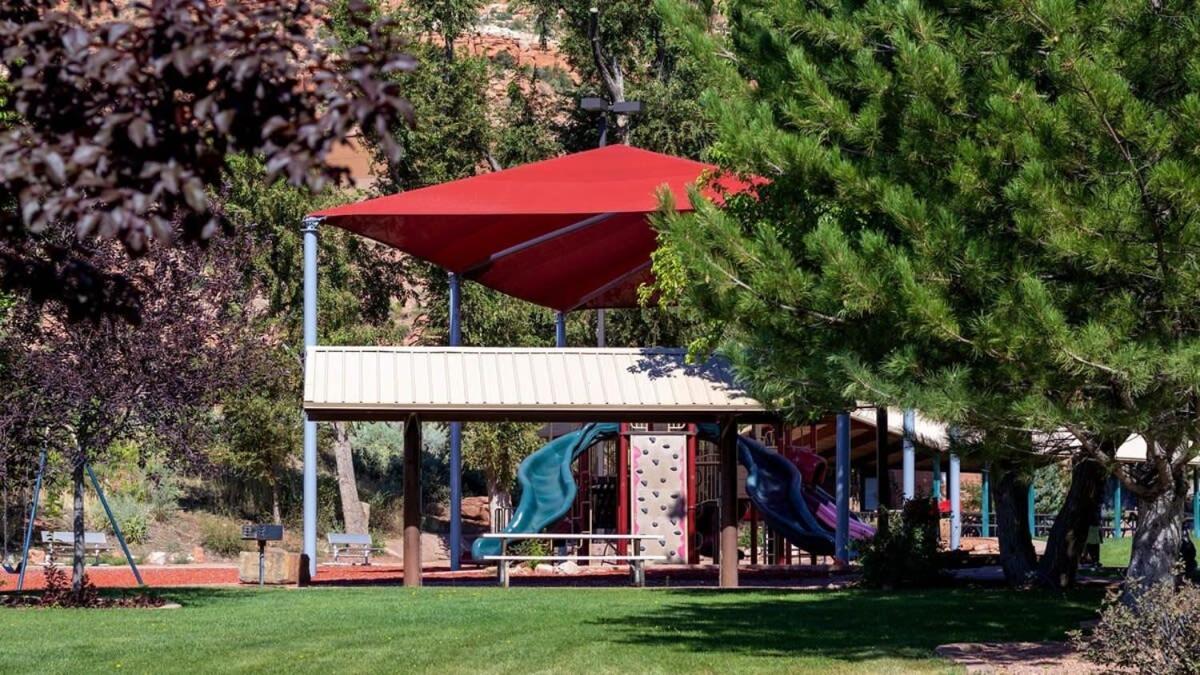 Luxury Pet Friendly Holiday Home La Estancia Kanab Exteriör bild